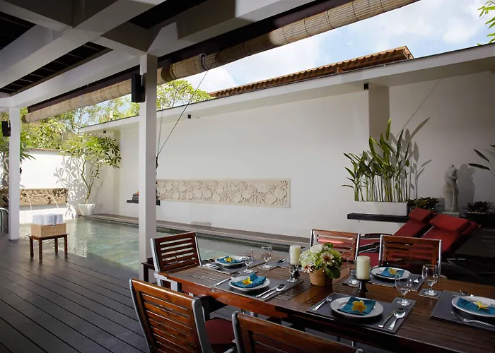 Private Villa: Temple Hill Residence Villa